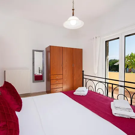 3 Retreat Holiday home Chorafakia